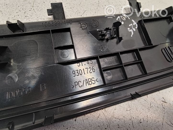 BMW X3 F25 Kita panelės detalė 9301726