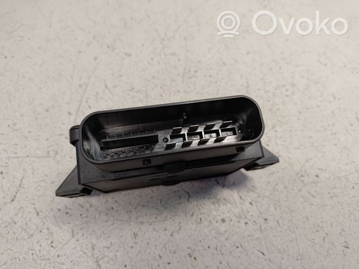 BMW X3 F25 Modulo di controllo del freno a mano 6878144