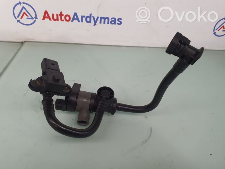 BMW X3 F25 Alsuoklis/ alsuoklio vamzdelis (-ai)/ žarna (-os) 13907636154