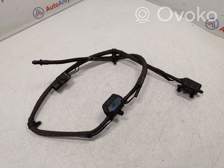 BMW 3 F30 F35 F31 Ugello a spruzzo lavavetri per parabrezza 61667276500