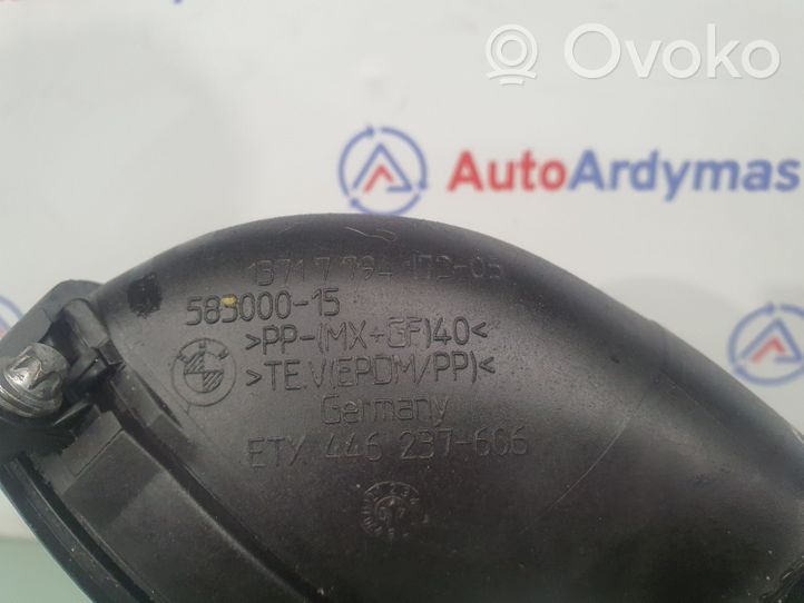 BMW 5 E60 E61 Parte del condotto di aspirazione dell'aria 13717794172