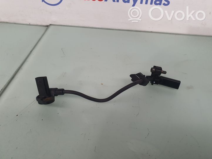 BMW 5 F10 F11 Kloķvārpstas apgriezienu sensors 7595860