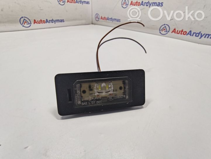 BMW M3 Lampa oświetlenia tylnej tablicy rejestracyjnej 63267193293