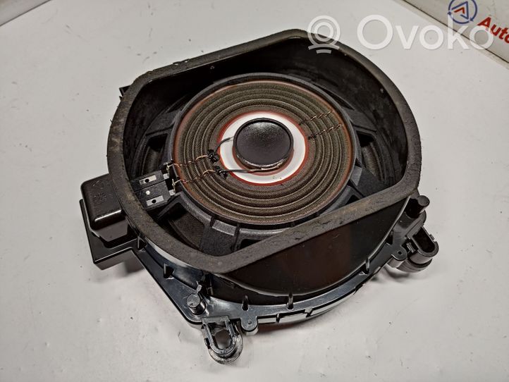 BMW X5 E70 Subwoofer 65136971886