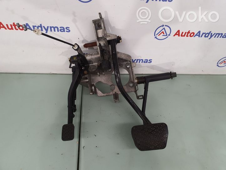 BMW 7 E38 Brake pedal 1162311