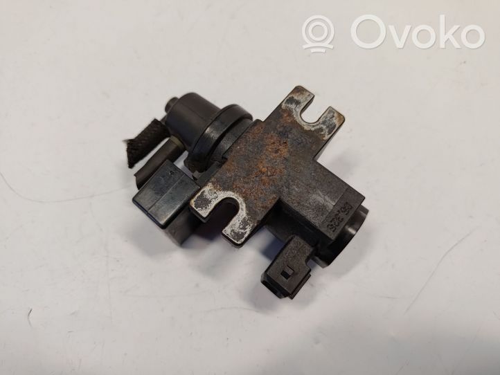 BMW 3 E90 E91 Valve vacuum 7796634