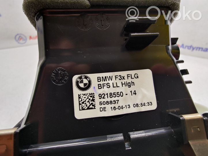 BMW 3 F30 F35 F31 Šoninės oro grotelės 9218550