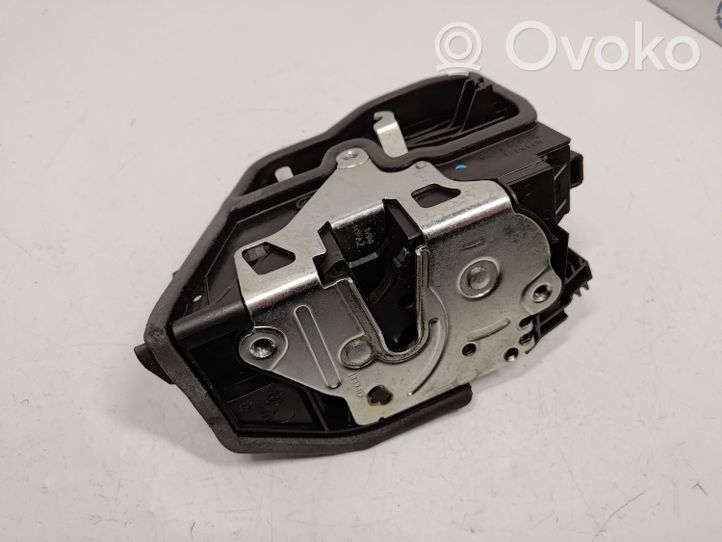 BMW 2 F22 F23 Etuoven lukko 7229461