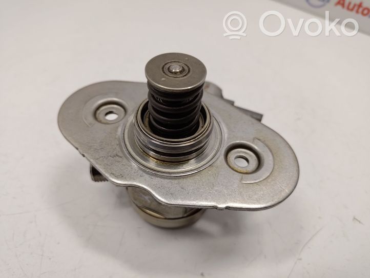 BMW 2 F22 F23 Polttoaineen ruiskutuksen suurpainepumppu 13518604229