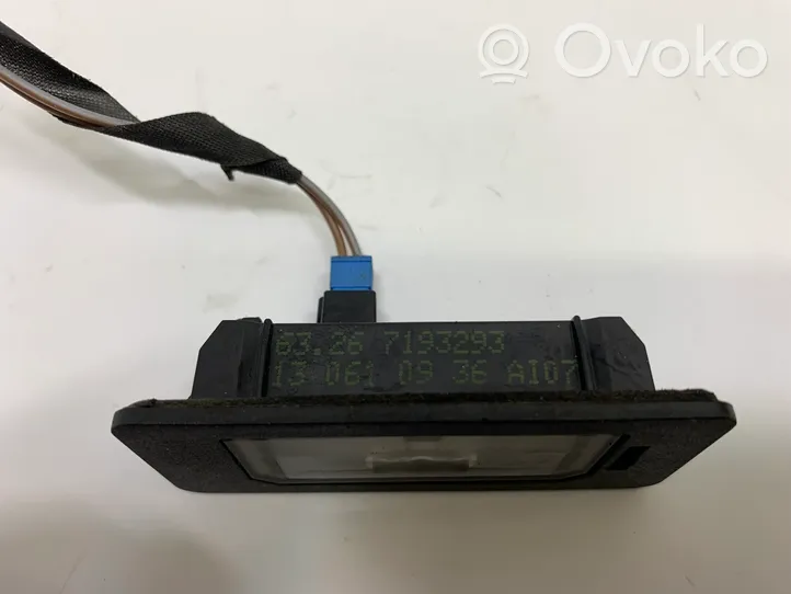 BMW X1 E84 Lampa oświetlenia tylnej tablicy rejestracyjnej 7193293