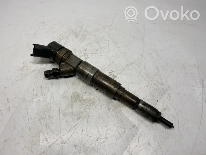 BMW 5 E39 Fuel injector 7785985