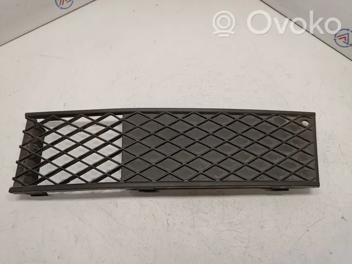 BMW 7 F01 F02 F03 F04 Grille inférieure de pare-chocs avant 51117186505