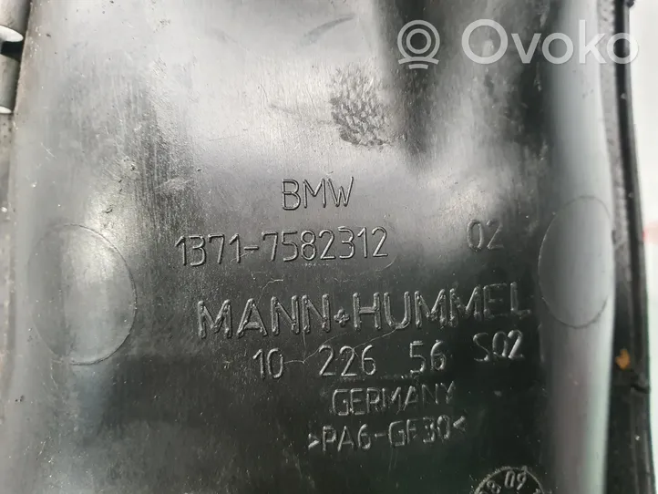 BMW 7 F01 F02 F03 F04 Ilmanoton kanavan osa 7582312