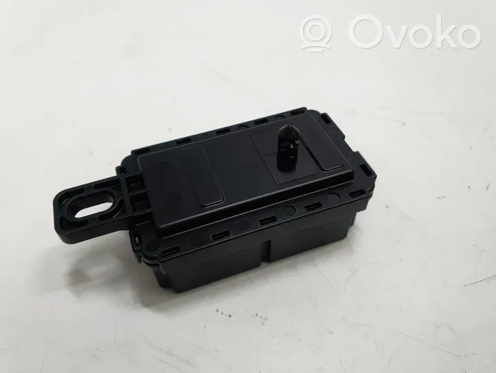 BMW 3 F30 F35 F31 Sonstige Steuergeräte / Module 6844138