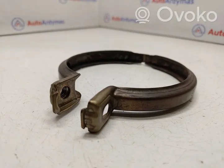 BMW 3 F30 F35 F31 Morsetto per la connessione del tubo della marmitta 7606136