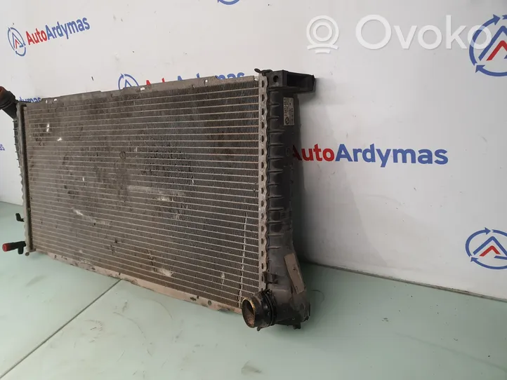 BMW 5 E39 Radiatore di raffreddamento 17112247345