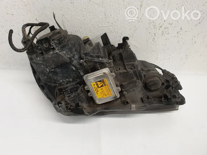 BMW 7 E65 E66 Lampa przednia 7162115