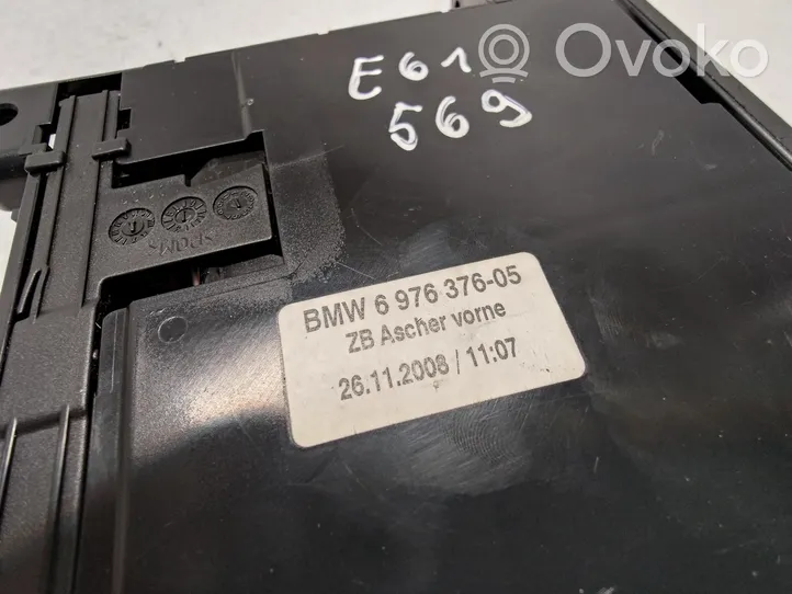 BMW 5 E60 E61 Popielniczka deski rozdzielczej 6976376