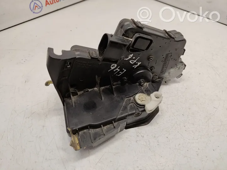 BMW 3 E46 Serrure de porte arrière 51227011245