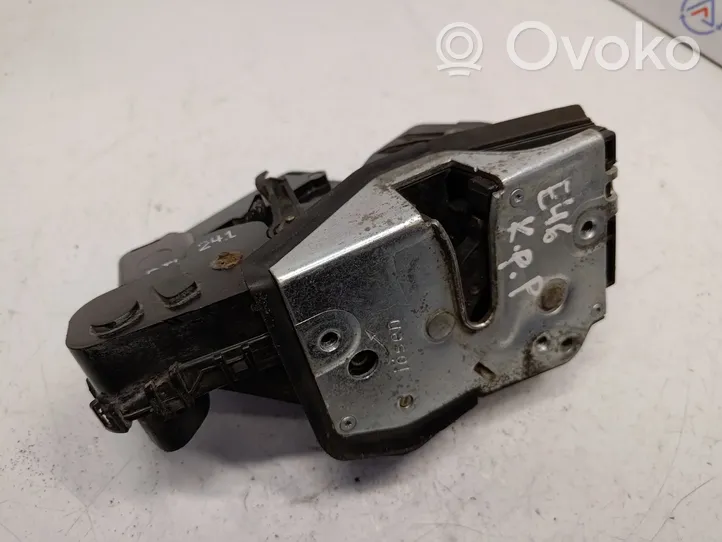 BMW 3 E46 Etuoven lukko 51217011241