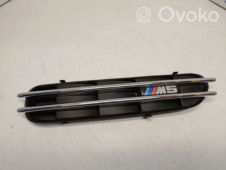 BMW M5 Fender trim (molding) 51137896850