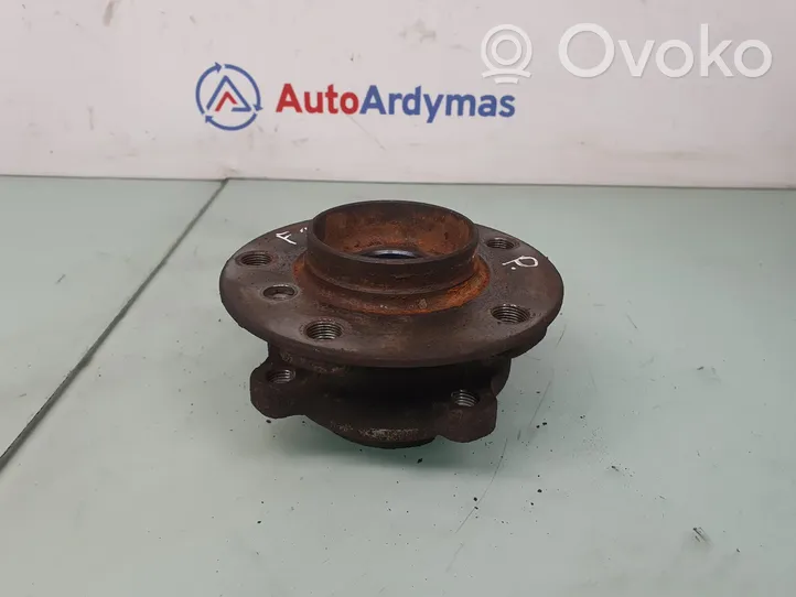 BMW X3 F25 Cuscinetto a sfera della ruota anteriore 6870725