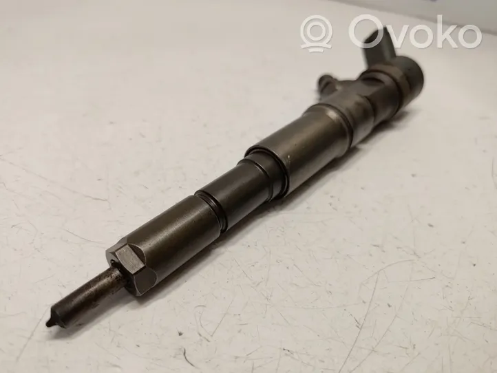 BMW 5 E39 Fuel injector 7785985