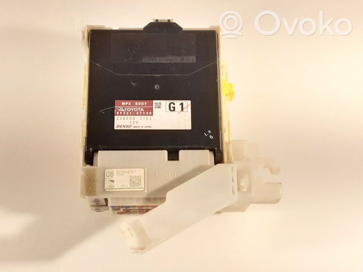 Toyota Prius (XW30) Sulakemoduuli 8922147140