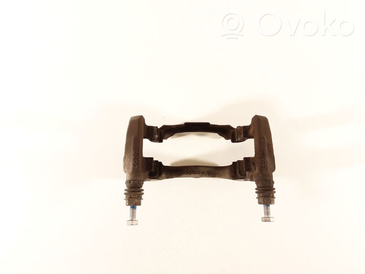 Mini Clubman F54 Supporto della pinza del freno anteriore 49044B