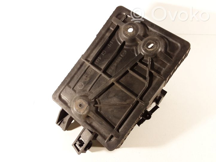 Mazda 6 Boîte de batterie GS1D56041