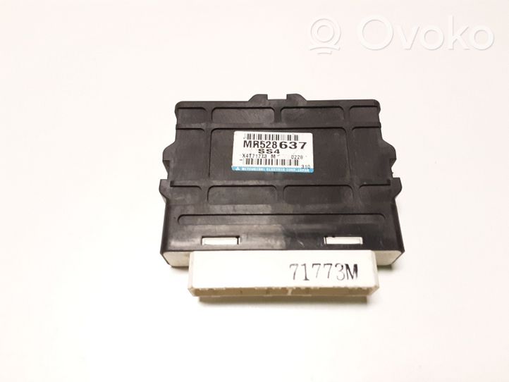 Mitsubishi Pajero ABS control unit/module MR528637