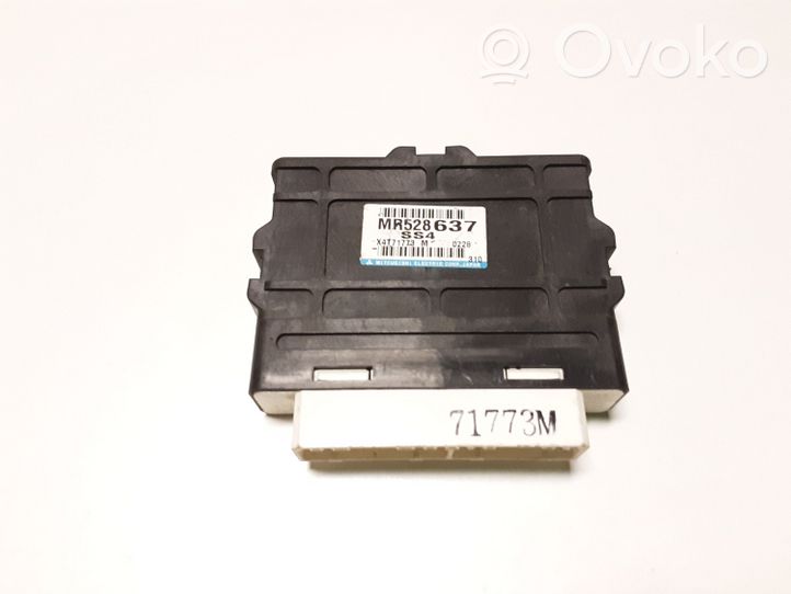 Mitsubishi Pajero Bloc ABS MR528637