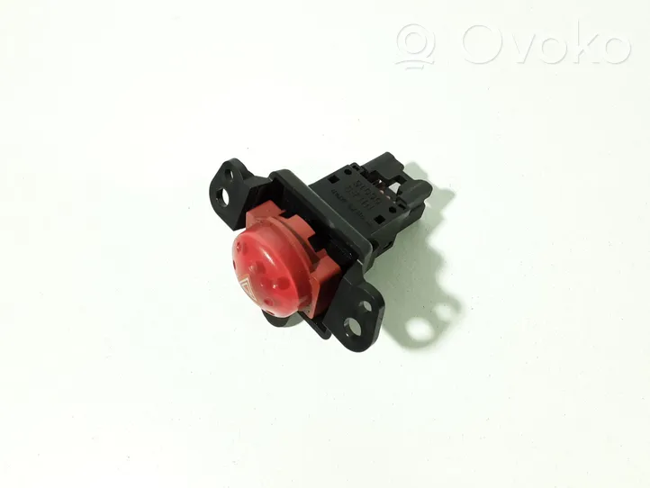 Nissan Almera Tino Hazard light switch 06016