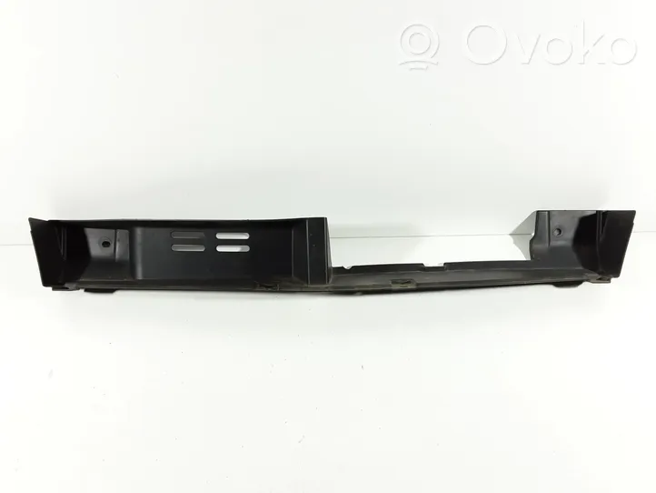 Subaru Outback Déflecteur d'air de radiateur de refroidissement 57737AG000