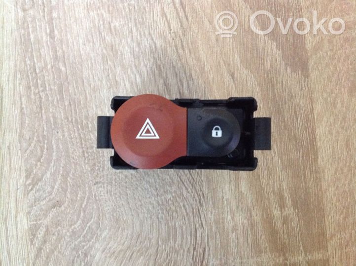 Renault Grand Modus Botón interruptor de luz de peligro 