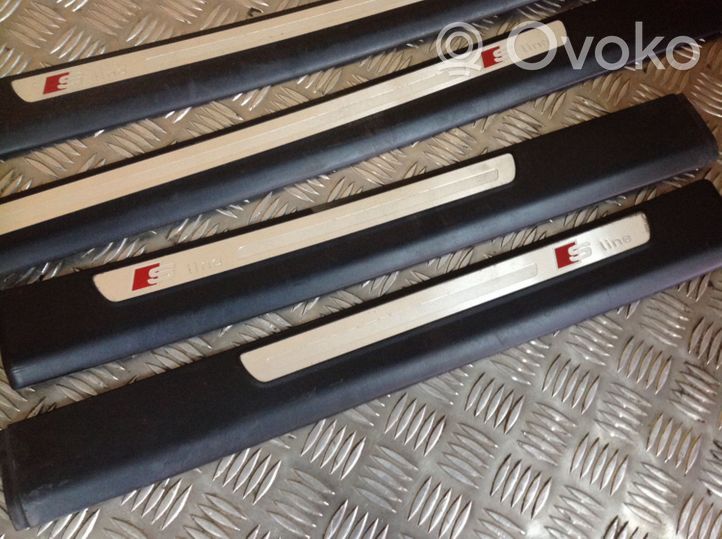 Audi A6 S6 C6 4F Altro elemento di rivestimento sottoporta/montante 