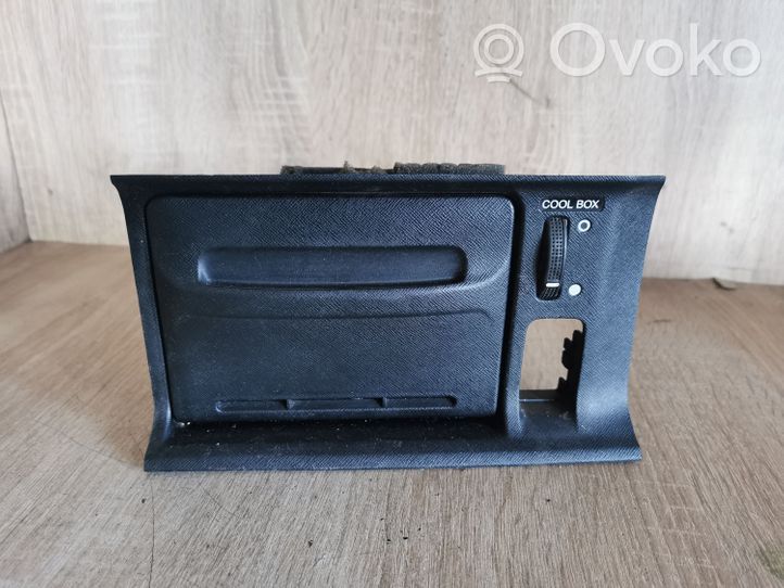 Honda CR-V Dashboard storage box/compartment 