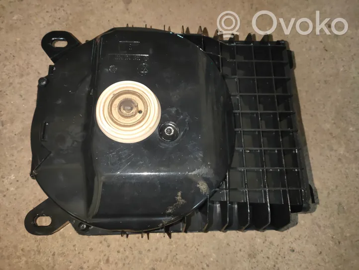 BMW 1 E81 E87 Subwoofer-bassokaiutin 