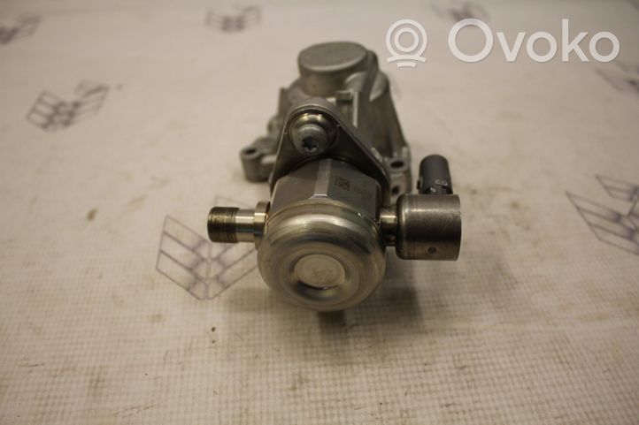 Mercedes-Benz C W205 Mechanical fuel pump A2760700200