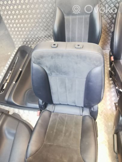 Mercedes-Benz R W251 Set interni 