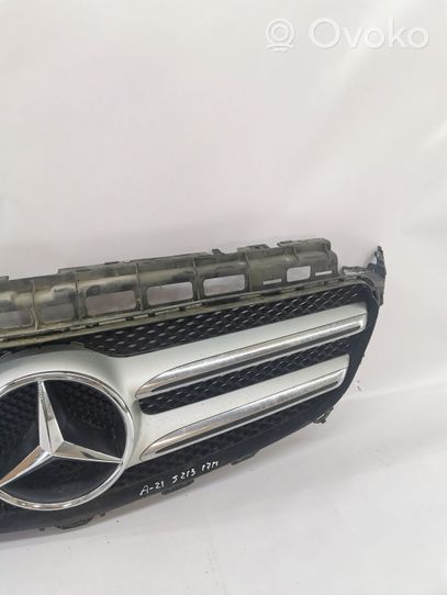 Mercedes-Benz E W213 Muu korin osa A0008880100