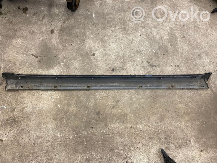 Subaru Legacy Sill 