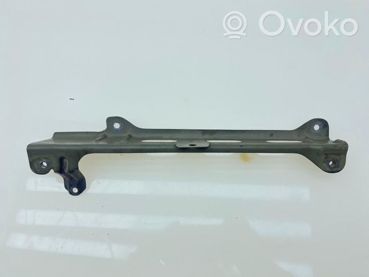 Subaru Legacy Supporto di montaggio del parafango 57160AG01A9P