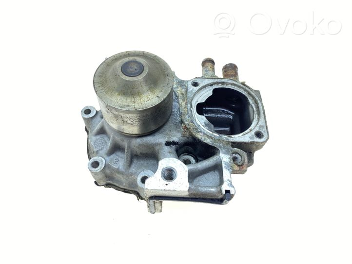 Subaru Legacy Pompe de circulation d'eau X2111AA240