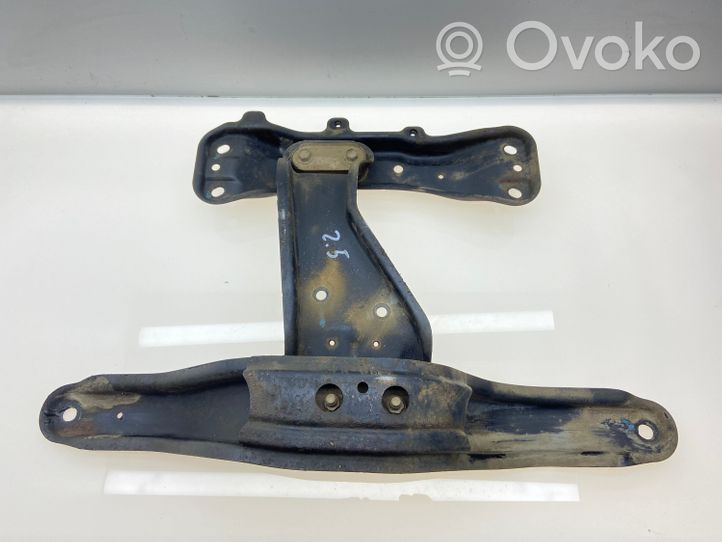 Subaru Legacy Supporto di montaggio scatola del cambio 41011FE