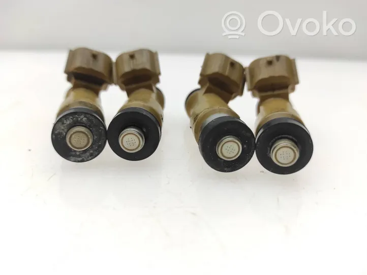 Subaru Legacy Fuel injectors set 009052616