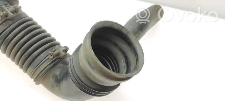 Subaru Legacy Tube d'admission d'air A12AE03