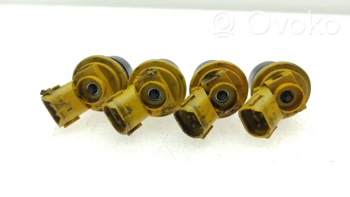 Subaru Forester SF Fuel injectors set 