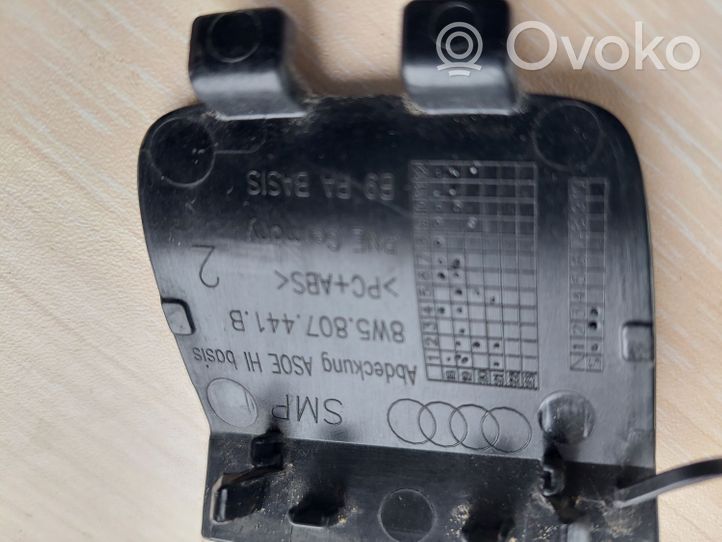 Audi A4 S4 B9 8W Takapuskurin hinaussilmukan suojakansi 8W5807441B