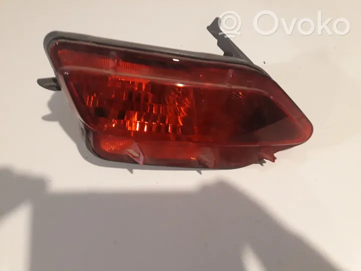 Toyota RAV 4 (XA40) Lampa zderzaka tylnego 